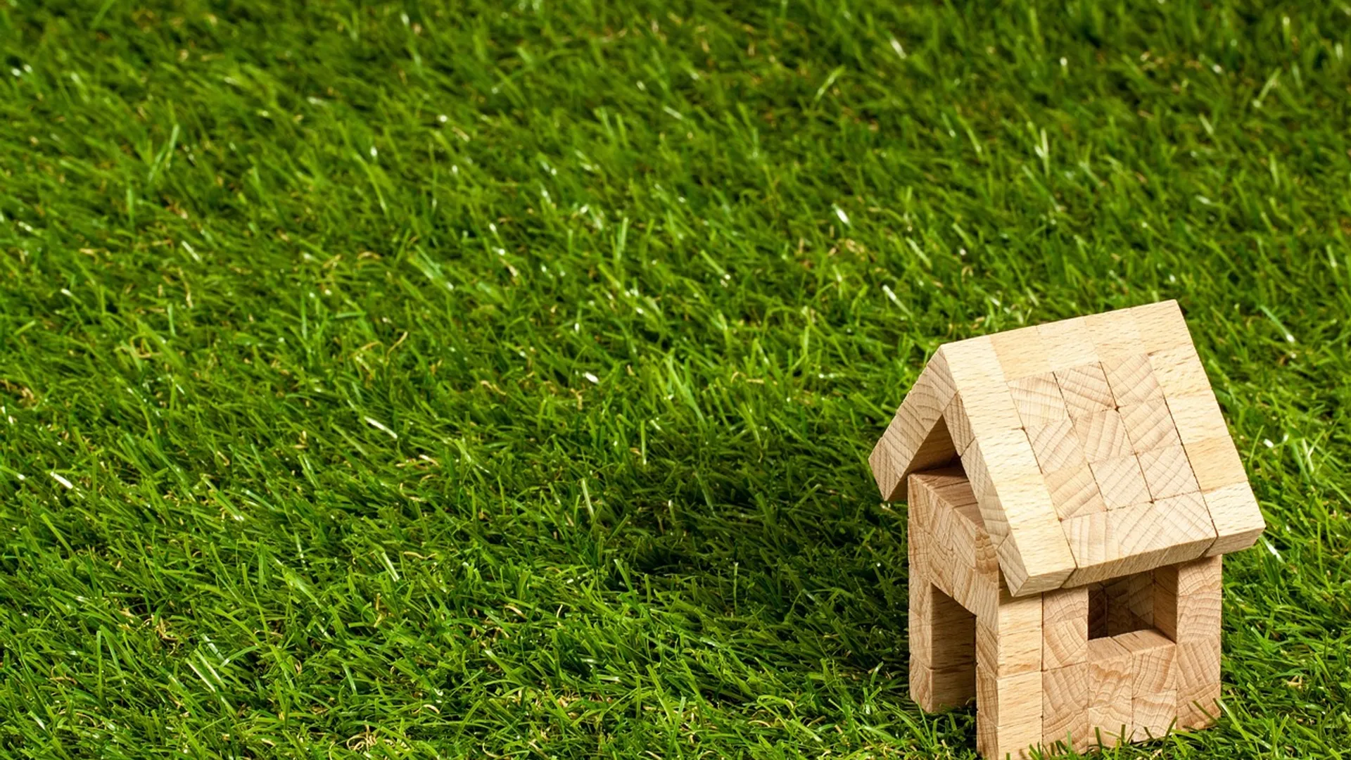 Fiscalidad Operaciones Financieras e Inmobiliarias | Pacta Legem Abogados Madrid